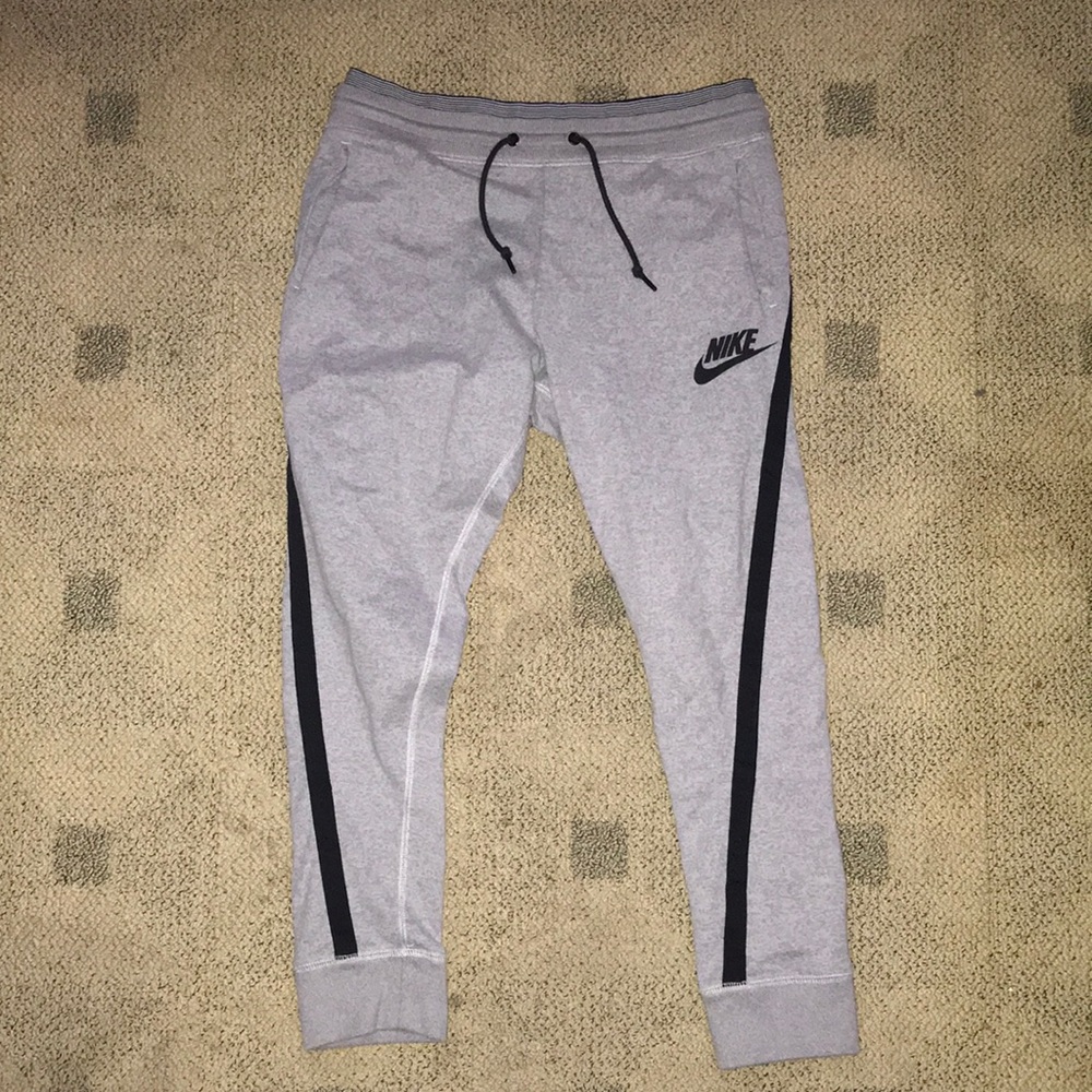 Nike joggers